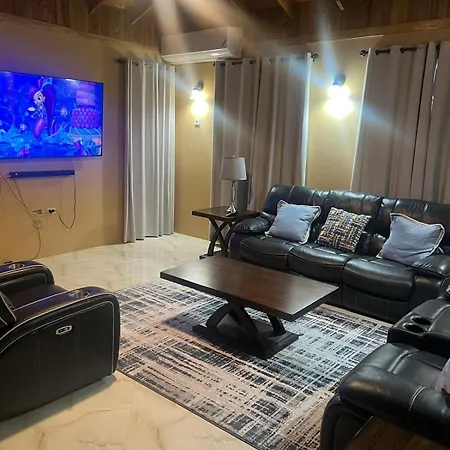 Whitehall Villa In Negril